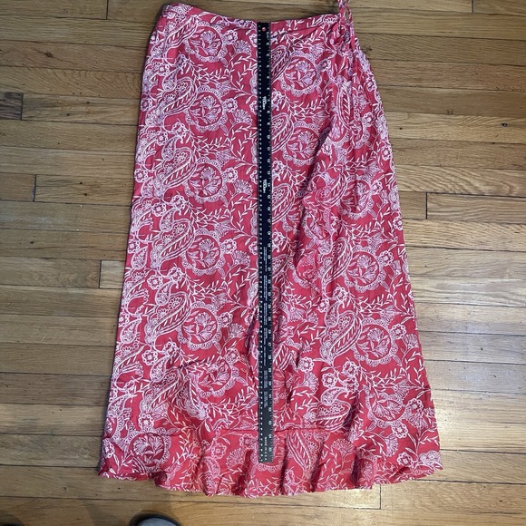 Universal Thread Large Red Paisley Wrap Maxi Skirt Ruffle Hem Cotton Blend EUC - Picture 7 of 8